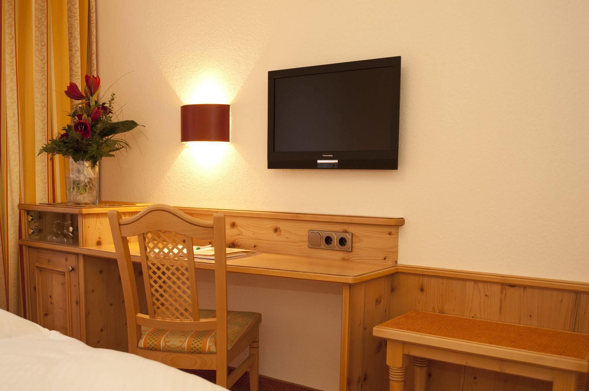 Hotel Gronauer Tannenhof Bergisch Gladbach Zewnętrze zdjęcie